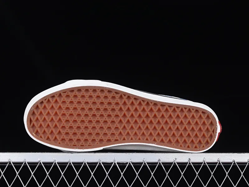 All categories Vans Vans series Vans Mid Vans Sk8-Mid Vans official haze blue checkerboard retro mid-top canvas vulcanized skateboard shoes VN0A391FOQN